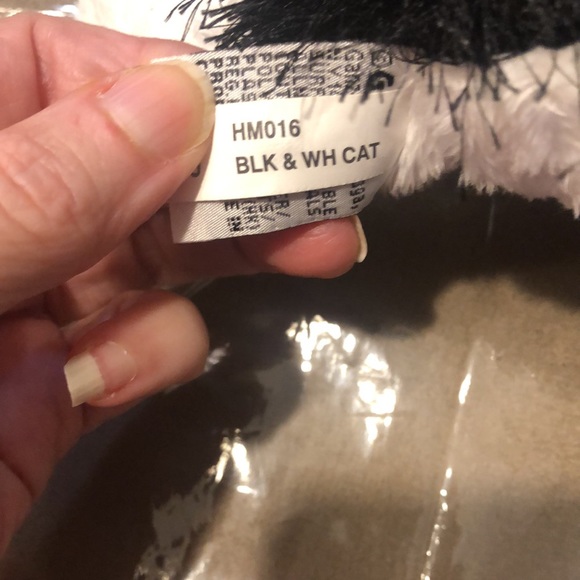 Ganz Webkinz Black & White Cat - Picture 9 of 9